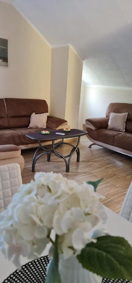 Apartman Nina2 Рісан Екстер'єр фото