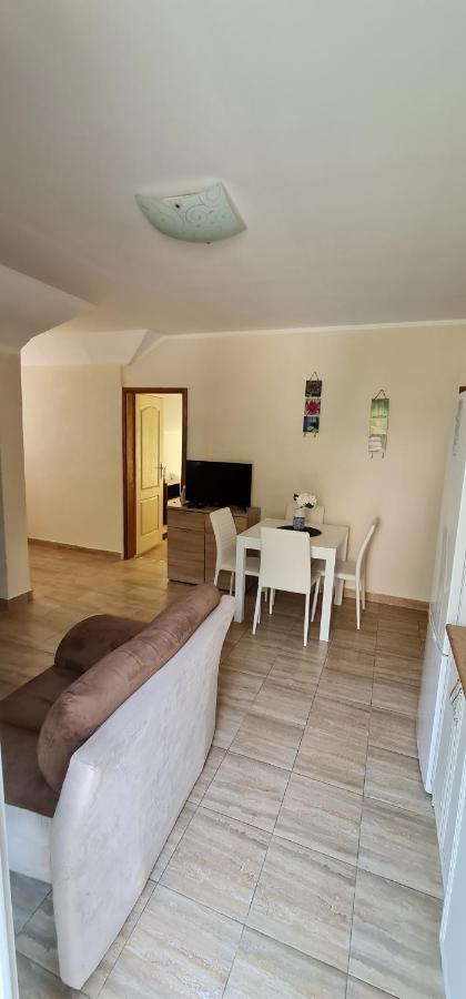 Apartman Nina2 Рісан Екстер'єр фото