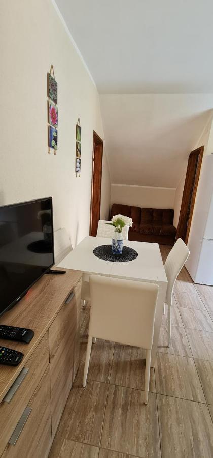 Apartman Nina2 Рісан Екстер'єр фото