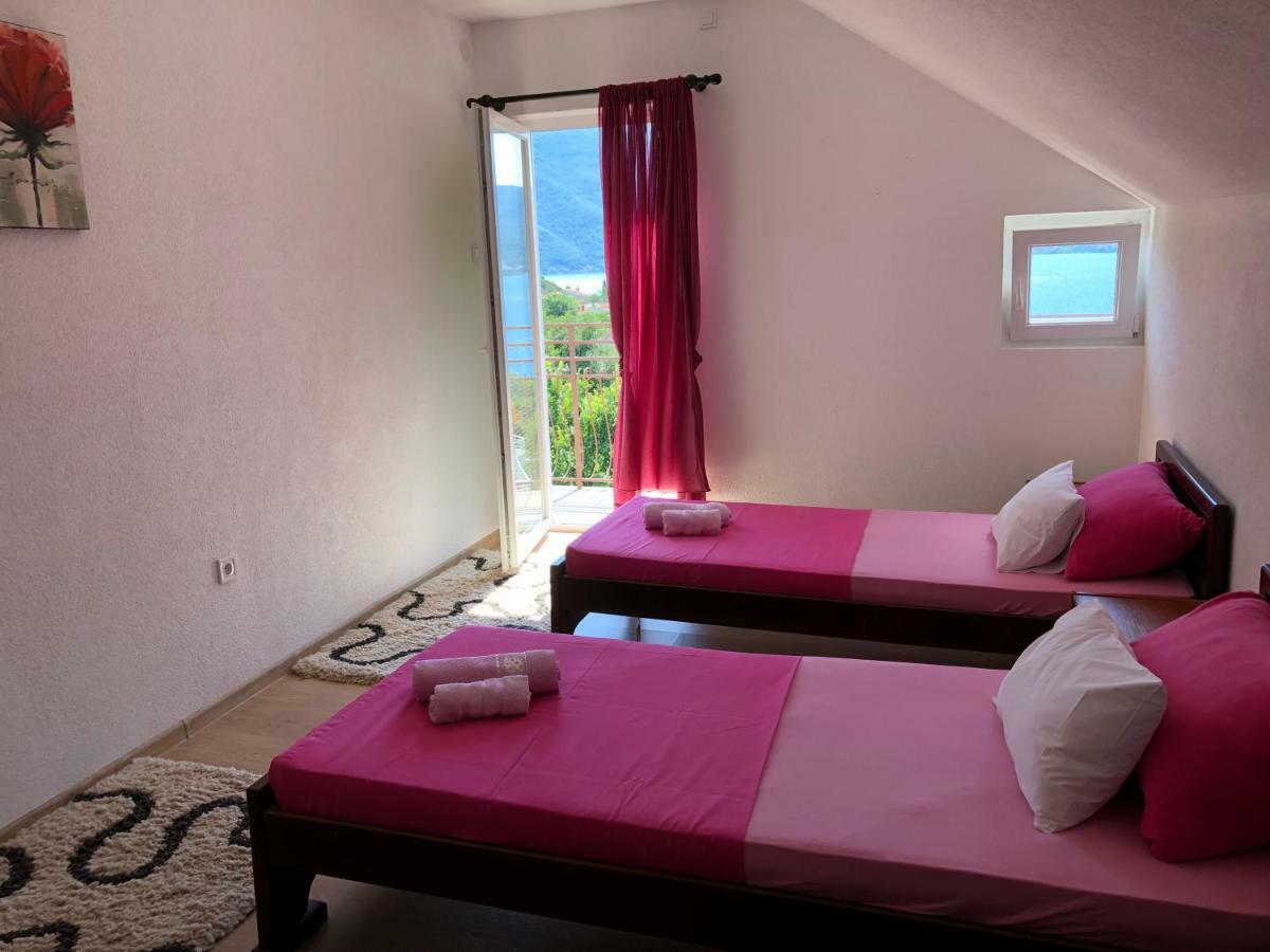 Apartman Nina2 Рісан Екстер'єр фото